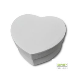 Díszdoboz szív alakú fehér 11 x 10 x 5,2 cm