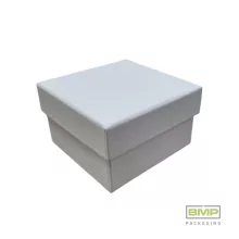 Díszdoboz kocka alakú, fehér 9,5 x 9,5 x 6 cm - 6 db / csomag